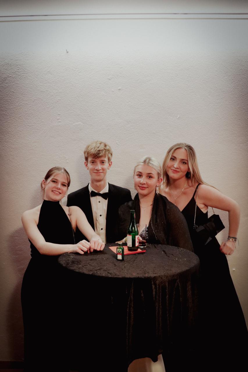 Schüler am Schulball